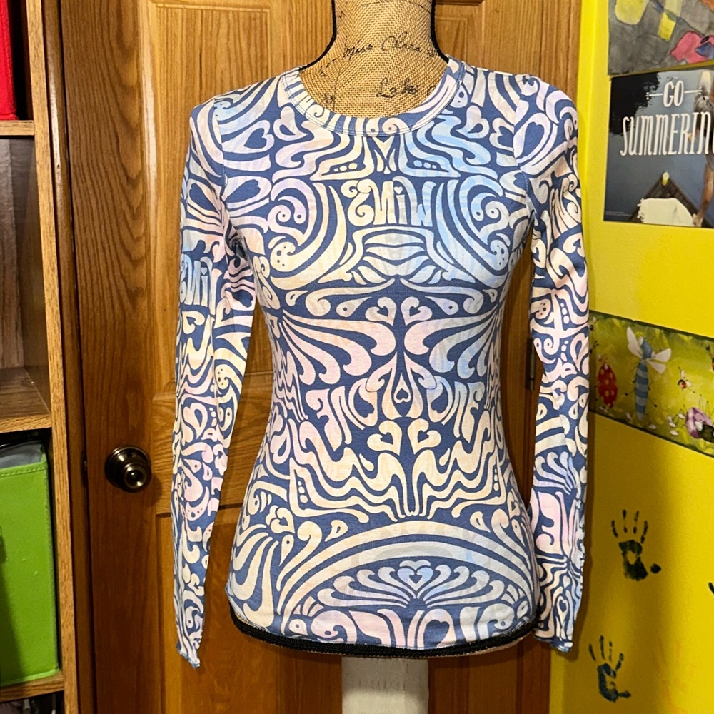 WILD FABLE💙NWT LONG SLEEVE GRAPHIC TEE